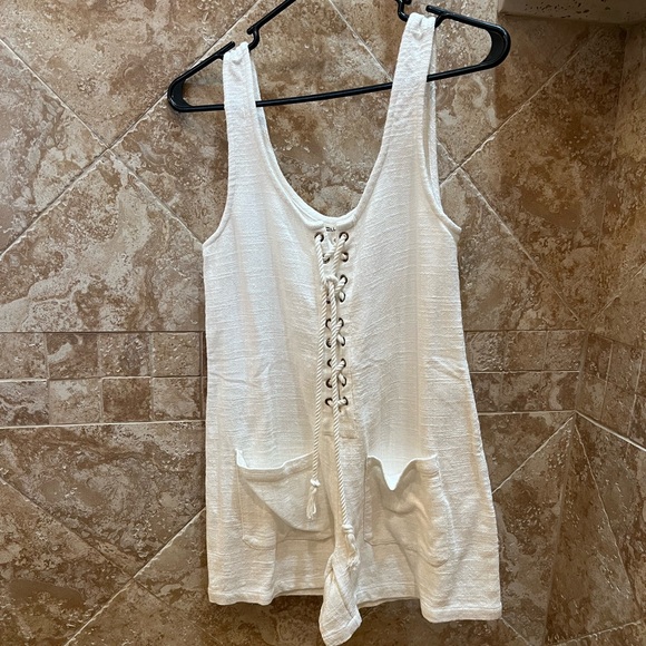 Billabong small romper - Picture 1 of 3